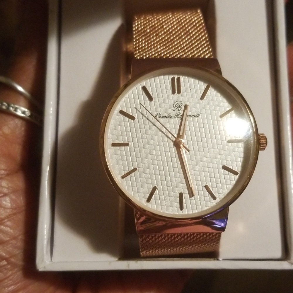 C _A watch